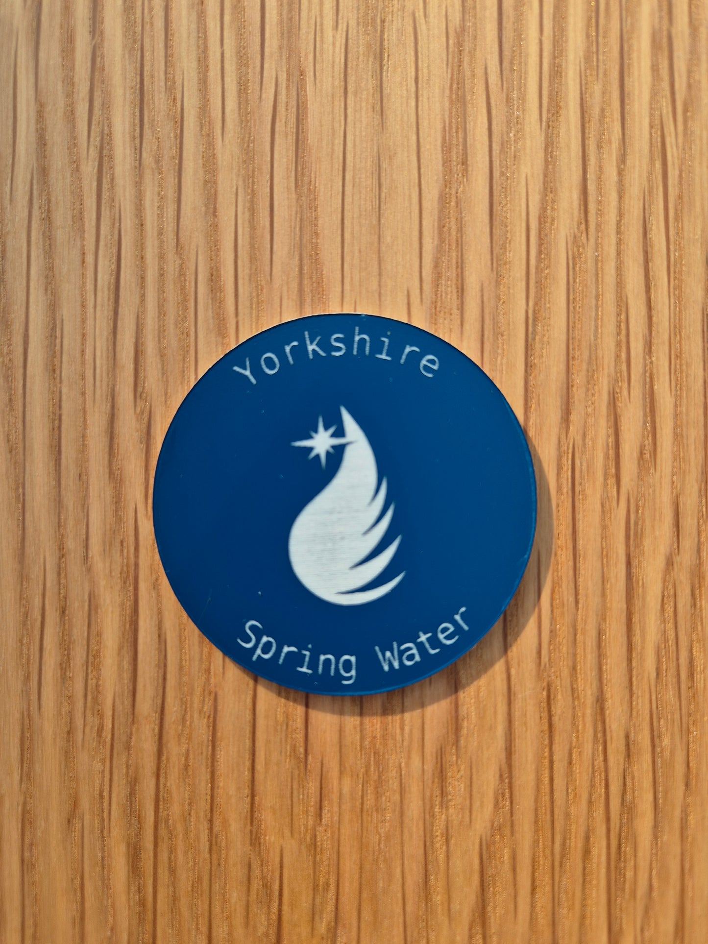 Custom Acrylic Signs – Personalised Outdoor Signs for Business, Office, or Memorial Use