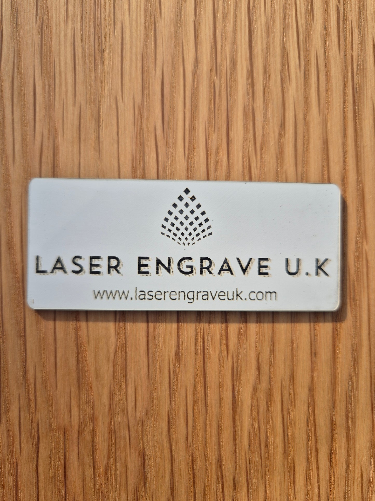 Custom Acrylic Signs – Personalised Outdoor Signs for Business, Office, or Memorial Use