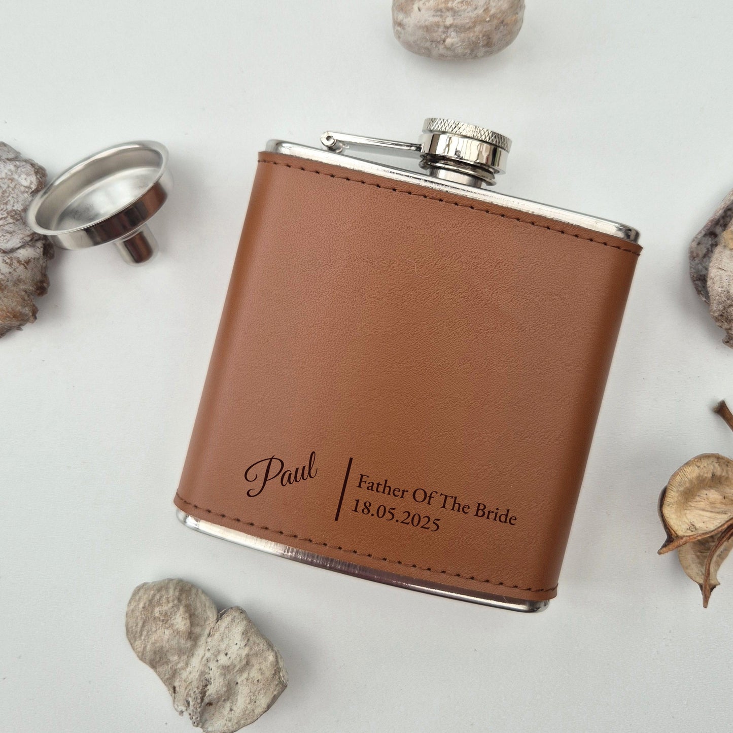 Personalised Hip Flask – Best Hip Flask for Whiskey Lovers | Hipster Flask Gift with name