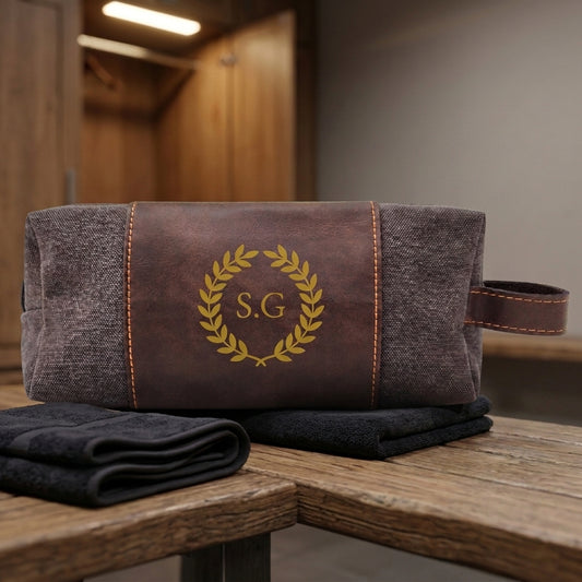 Personalised Men’s Wash Bag – Engraved Canvas Toiletry Bag